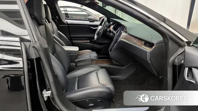 Tesla Model S 2019 Черный из Кореи, фото 2