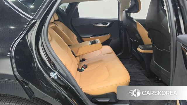 Kia EV6 2023 Черный из Кореи, фото 2