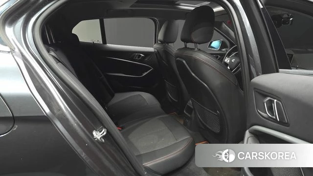 BMW 1 Series (F40) 2020 Серый из Кореи, фото 2