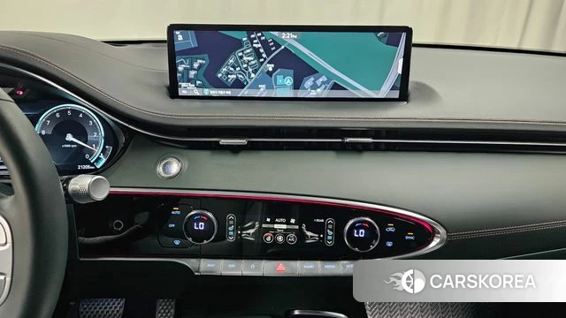 Genesis GV70 2024 Белый из Кореи, фото 2