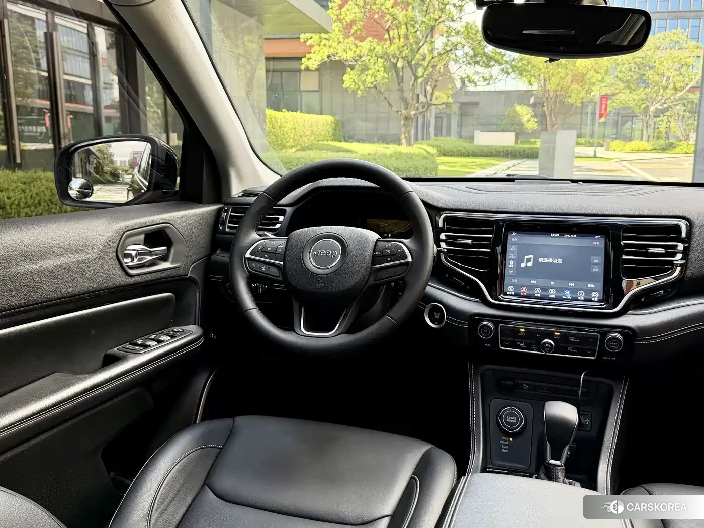 Jeep Commander PHEV 2020 Синий из Китая, фото 2