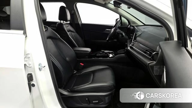 Kia Sportage 5th Generation 2023 Белый из Кореи, фото 2