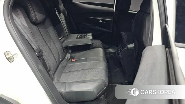 Peugeot 3008 second generation 2019 Белый из Кореи, фото 2