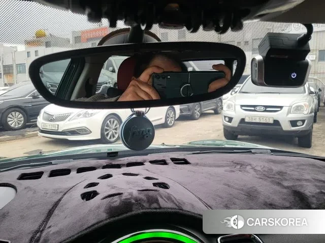 Mini Cooper Clubman 2021 Зеленый из Кореи, фото 2