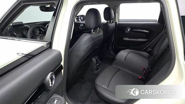 Mini Cooper Clubman 2020 Жемчужный цвет из Кореи, фото 2