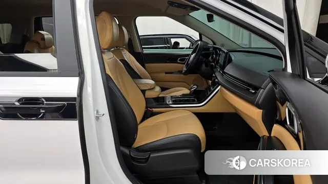 Kia Carnival 4th generation 2022 Белый из Кореи, фото 2