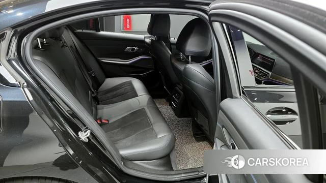 BMW 3 Series (G20) 2020 Черный из Кореи, фото 2