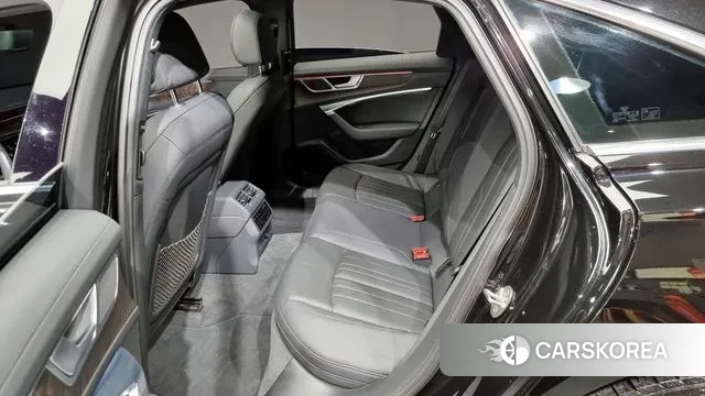 Audi A6 (C8) 2020 Черный из Кореи, фото 2