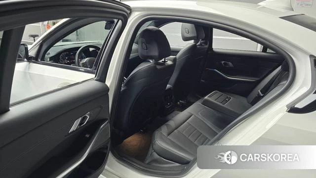 BMW 3 Series (G20) 2021 Белый из Кореи, фото 2