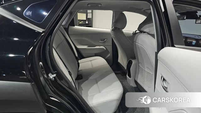 Hyundai Kona (SX2) 2024 Черный из Кореи, фото 2