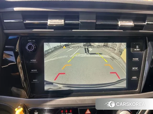 Ssangyong Beautiful Korando 2022 Белый двухцветный из Кореи, фото 2