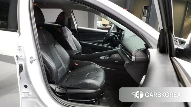 Hyundai Avante (CN7) 2023 Белый из Кореи, фото 2