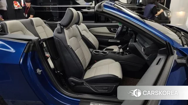 Ford Mustang 7th Generation 2024 Синий из Кореи, фото 2