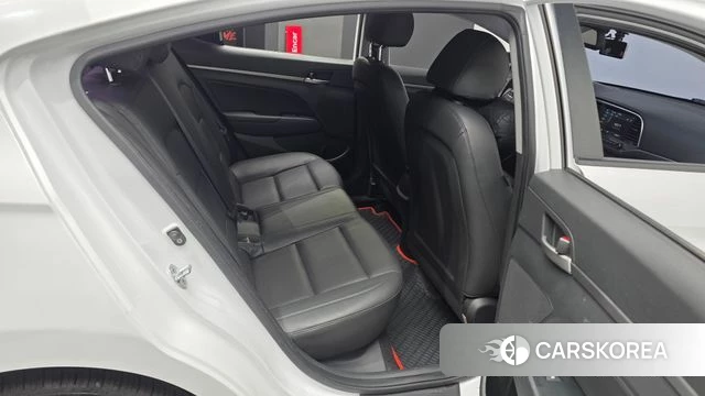 Hyundai Avante AD 2018 Белый из Кореи, фото 2