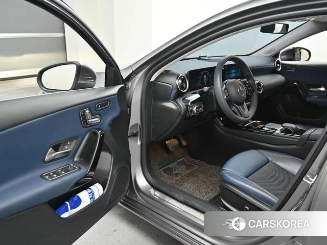 Mercedes-Benz A-Class W177 2019 Серый из Кореи, фото 2