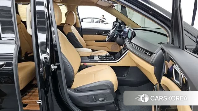 Kia Carnival 4th generation 2023 Черный из Кореи, фото 2