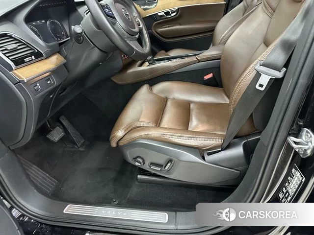 Volvo XC90 2019 Черный из Китая, фото 2
