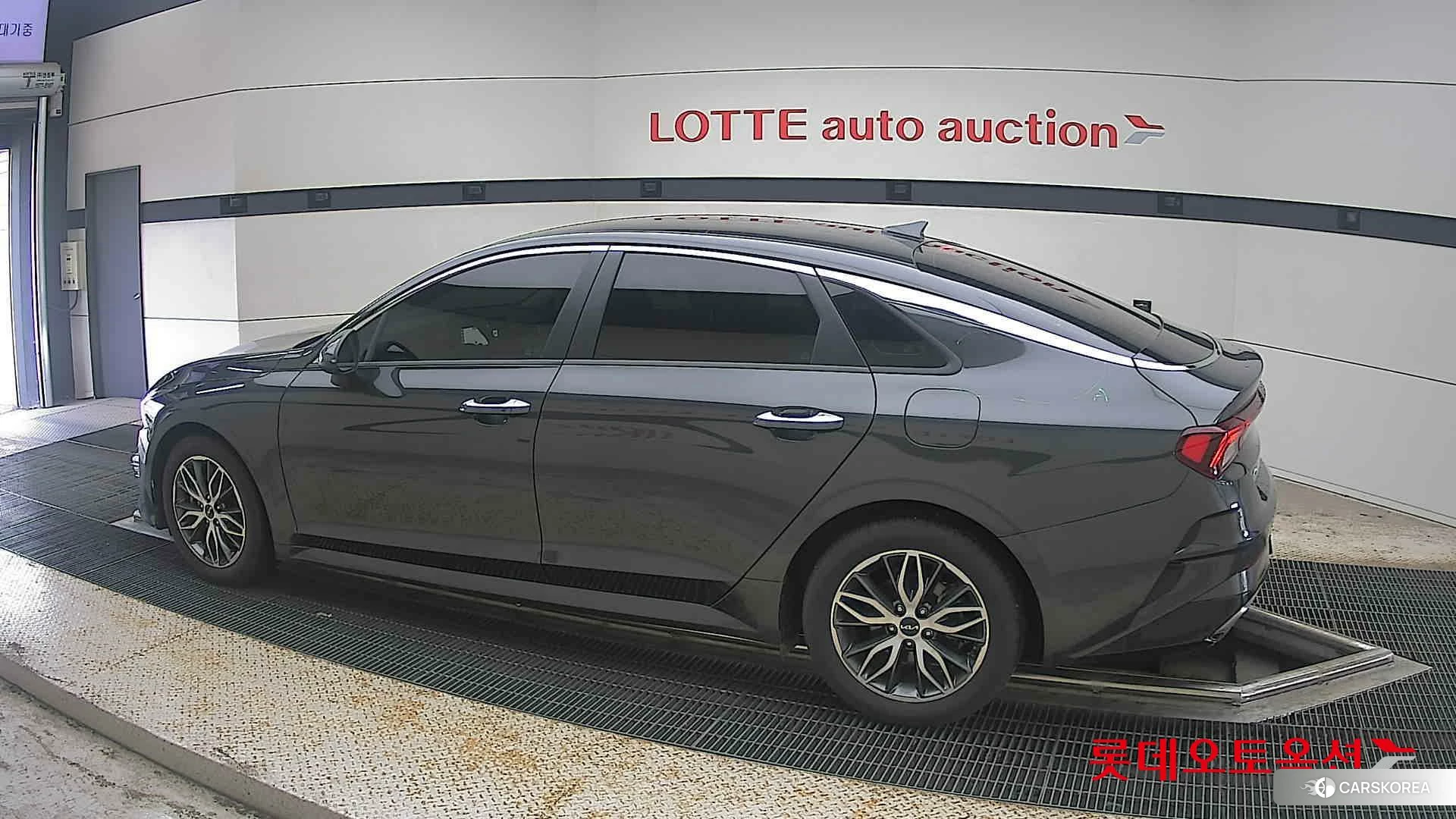 Kia K5 2022 Interstellagray из Кореи, фото 2