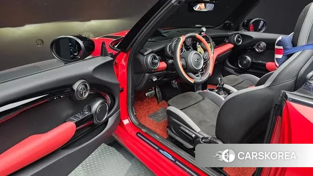 Mini Cooper S Convertible 2020 Красный из Кореи, фото 2