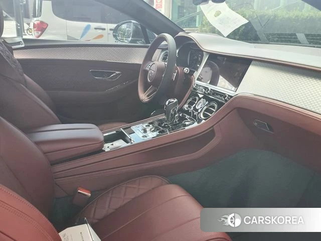 Bentley Continental GT 3rd Generation 2022 Темно-зеленый из Кореи, фото 2