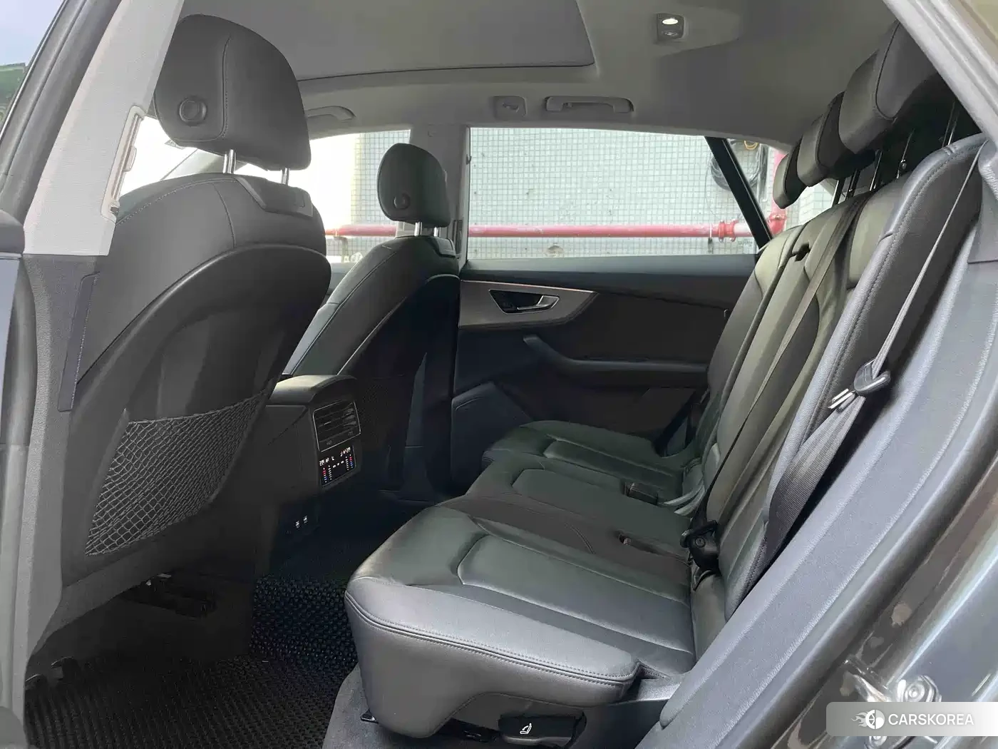 Audi Q8 2020 Silver/gray из Китая, фото 2