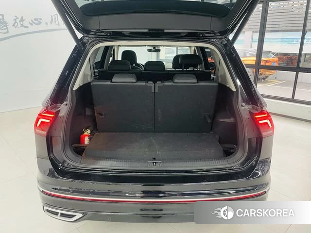 Volkswagen Tiguan L 2021 Черный из Китая, фото 2