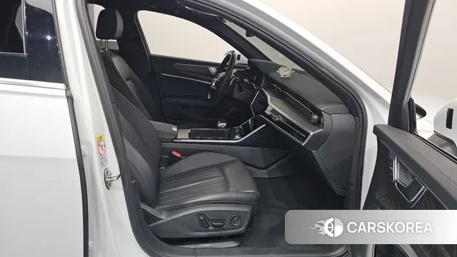 Audi A6 (C8) 2022 Белый из Кореи, фото 2