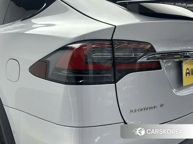 Tesla Model X 2018 Серебристо-серый из Китая, фото 2