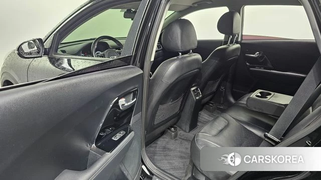 Kia Niro 2019 Черный из Кореи, фото 2