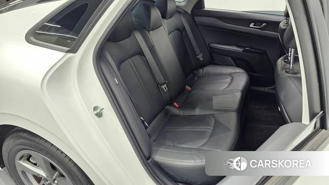 Kia K5 3rd generation 2022 Белый из Кореи, фото 2