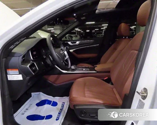 Audi A6 (C8) 2023 Белый из Кореи, фото 2