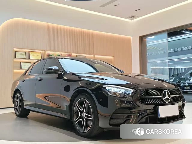 Mercedes-Benz E-class (imported) 2021 Черный из Китая, фото 2