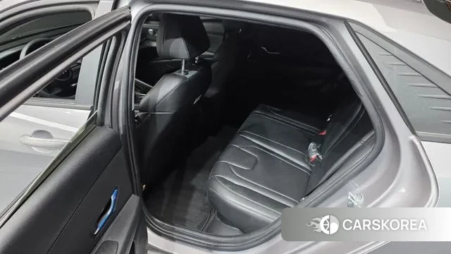 Hyundai Avante Hybrid (CN7) 2021 Серый из Кореи, фото 2