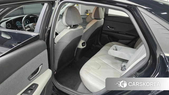 Hyundai Avante (CN7) 2021 Черный из Кореи, фото 2