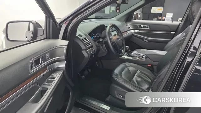 Ford Explorer 2018 Черный из Кореи, фото 2