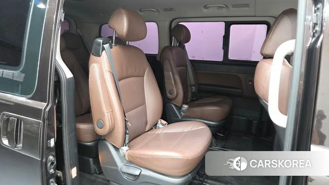 Hyundai The New Grand Starex 2018 Коричневый из Кореи, фото 2