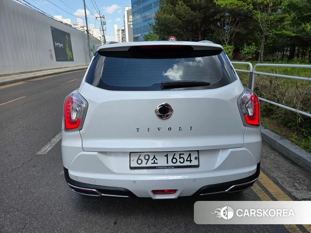 Ssangyong Tivoli Armor 2018 Белый из Кореи, фото 2