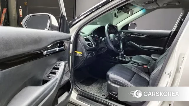 Kia Seltos 2020 Белый из Кореи, фото 2