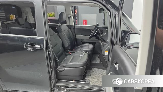 Kia The New Kia Ray EV 2023 Черный из Кореи, фото 2