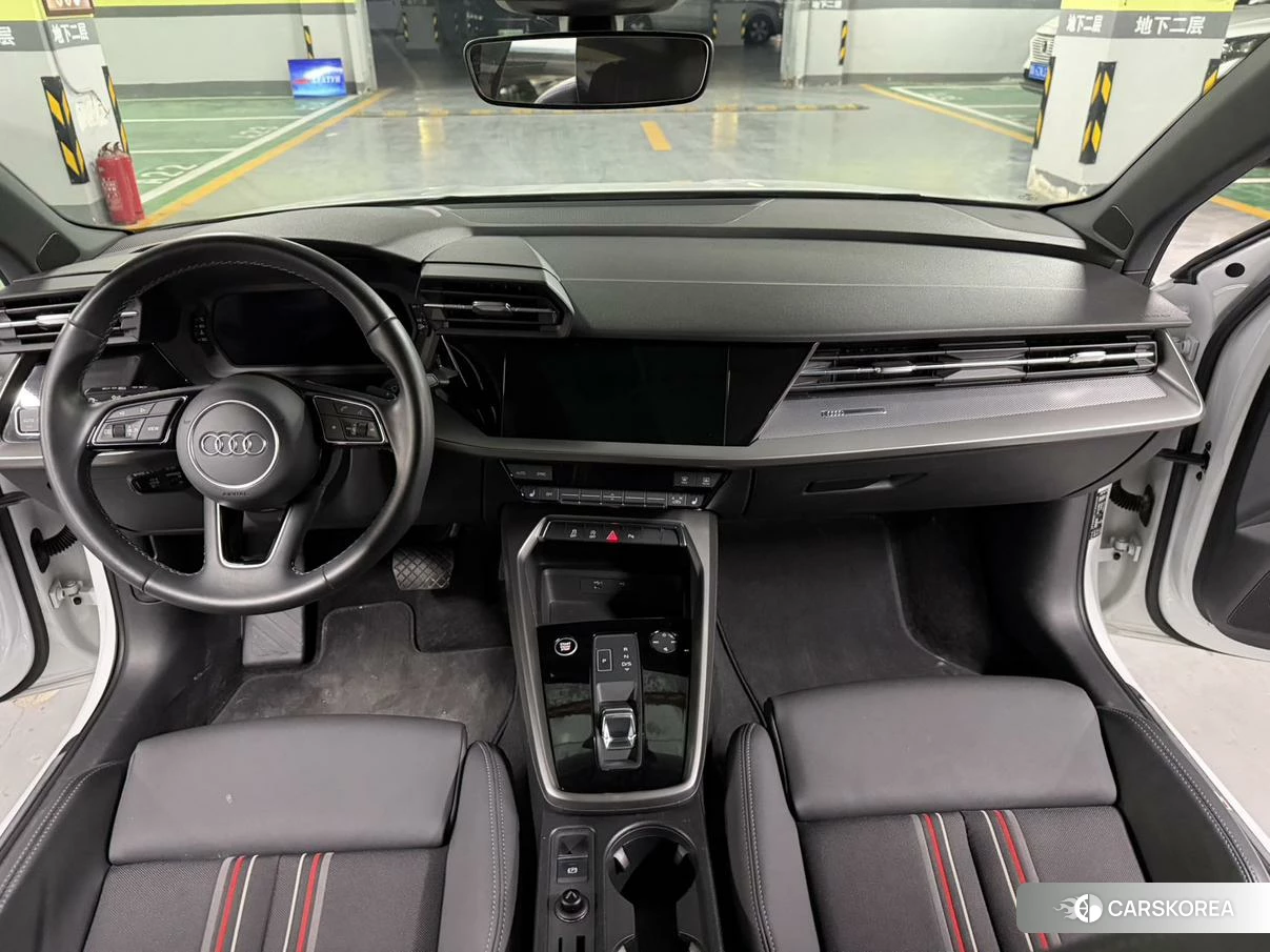 Audi A3 2023 Белый из Китая, фото 2