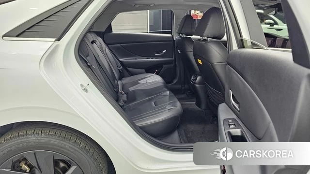 Hyundai Avante (CN7) 2022 Белый из Кореи, фото 2