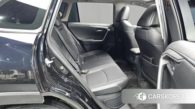 Toyota RAV4 5th Generation 2023 Черный из Кореи, фото 2