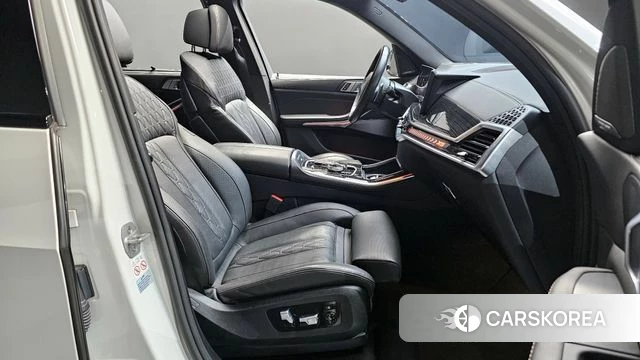 BMW X5 (G05) 2024 Белый из Кореи, фото 2