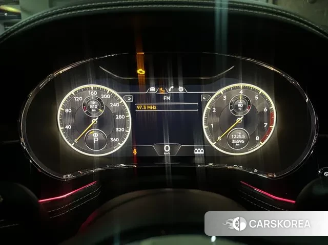 Bentley Flying Spur 3rd Generation 2020 Черный из Кореи, фото 2