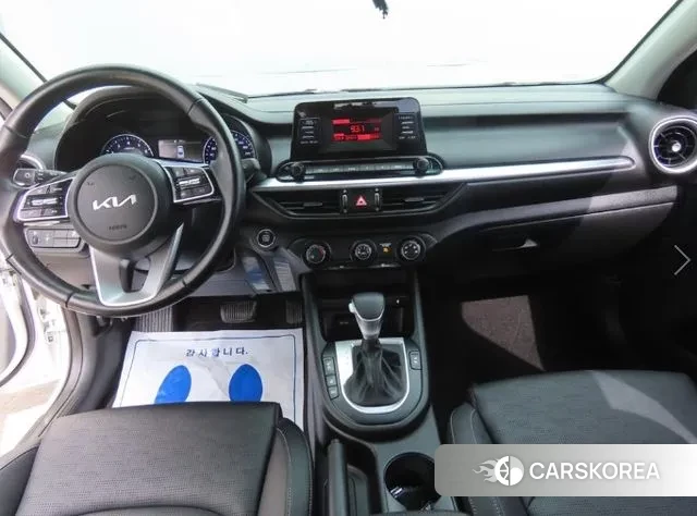 Kia The New K3 2nd generation 2022 Белый из Кореи, фото 2