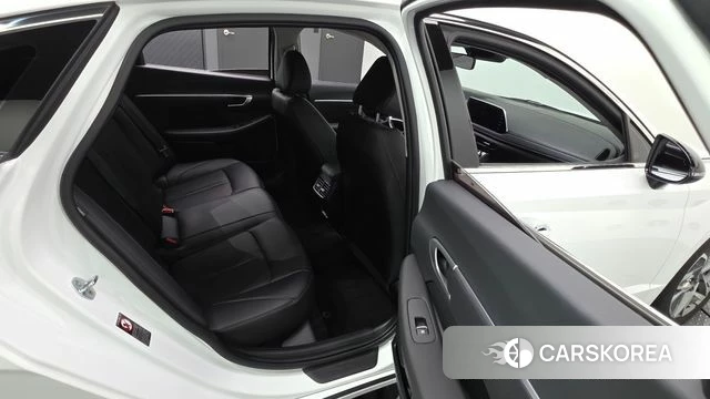 Hyundai Sonata (DN8) 2022 Белый из Кореи, фото 2