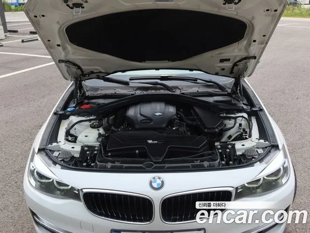 BMW 3 Series GT (F34) 2018 Белый из Кореи, фото 2