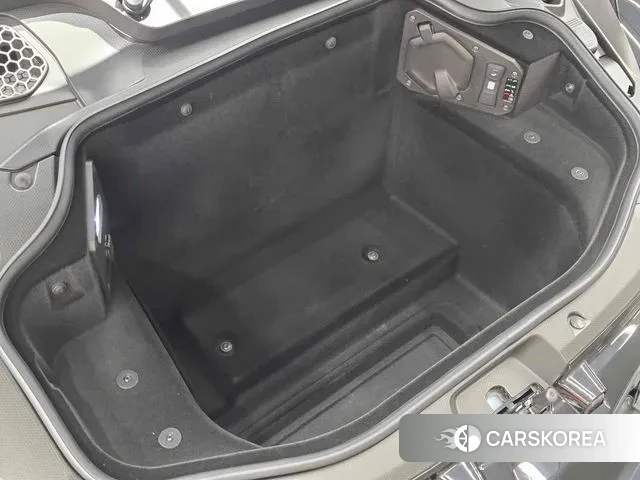 Lamborghini Revuelto 2025 Небесно-голубой из Кореи, фото 2