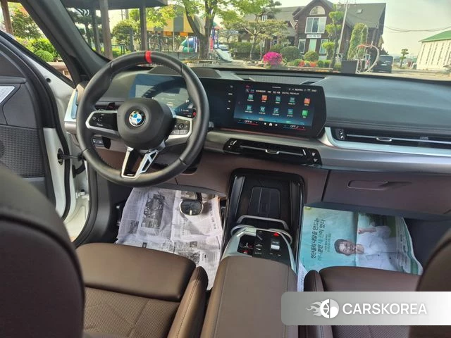 BMW X1 (U11) 2025 Жемчужный цвет из Кореи, фото 2