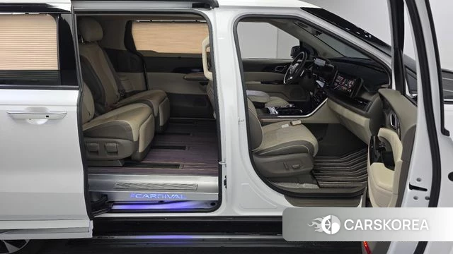 Kia Carnival 4th generation 2021 Белый из Кореи, фото 2
